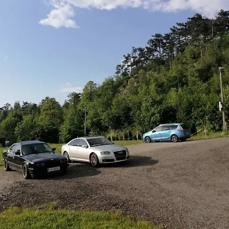 Sobe Pri Rozi Ostanak kod kuće *