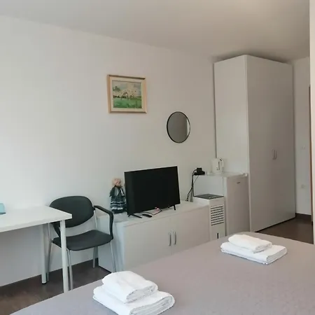 Alloggio in famiglia Sobe Pri Rozi Postumia